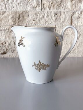 Vintage Gräf & Krippner Porzellan East German ceramic creamer dinnerware